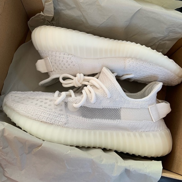 YEEZY Boost 350 v2 BONE - Picture 2 of 6